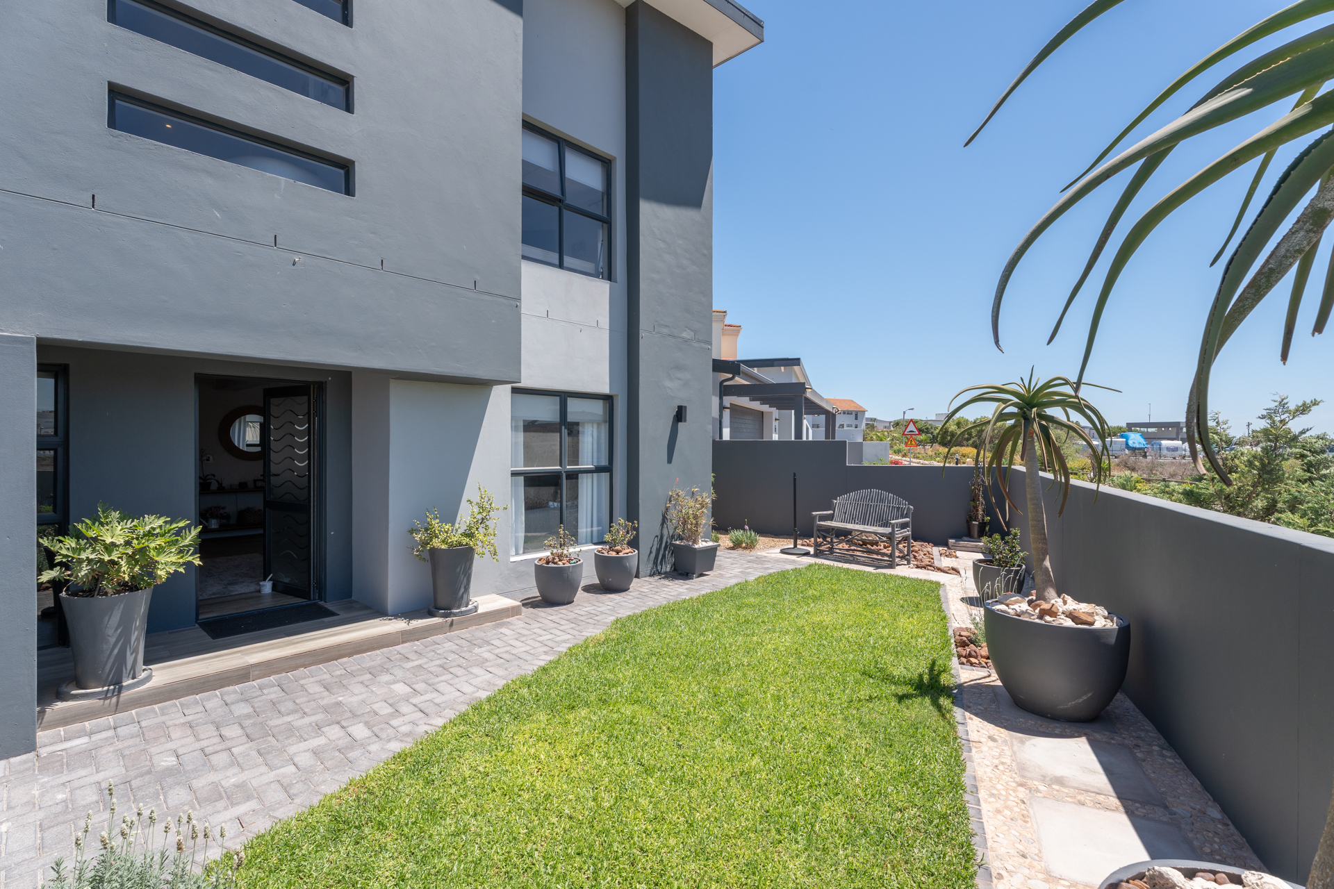 4 Bedroom Property for Sale in Calypso Beach Western Cape